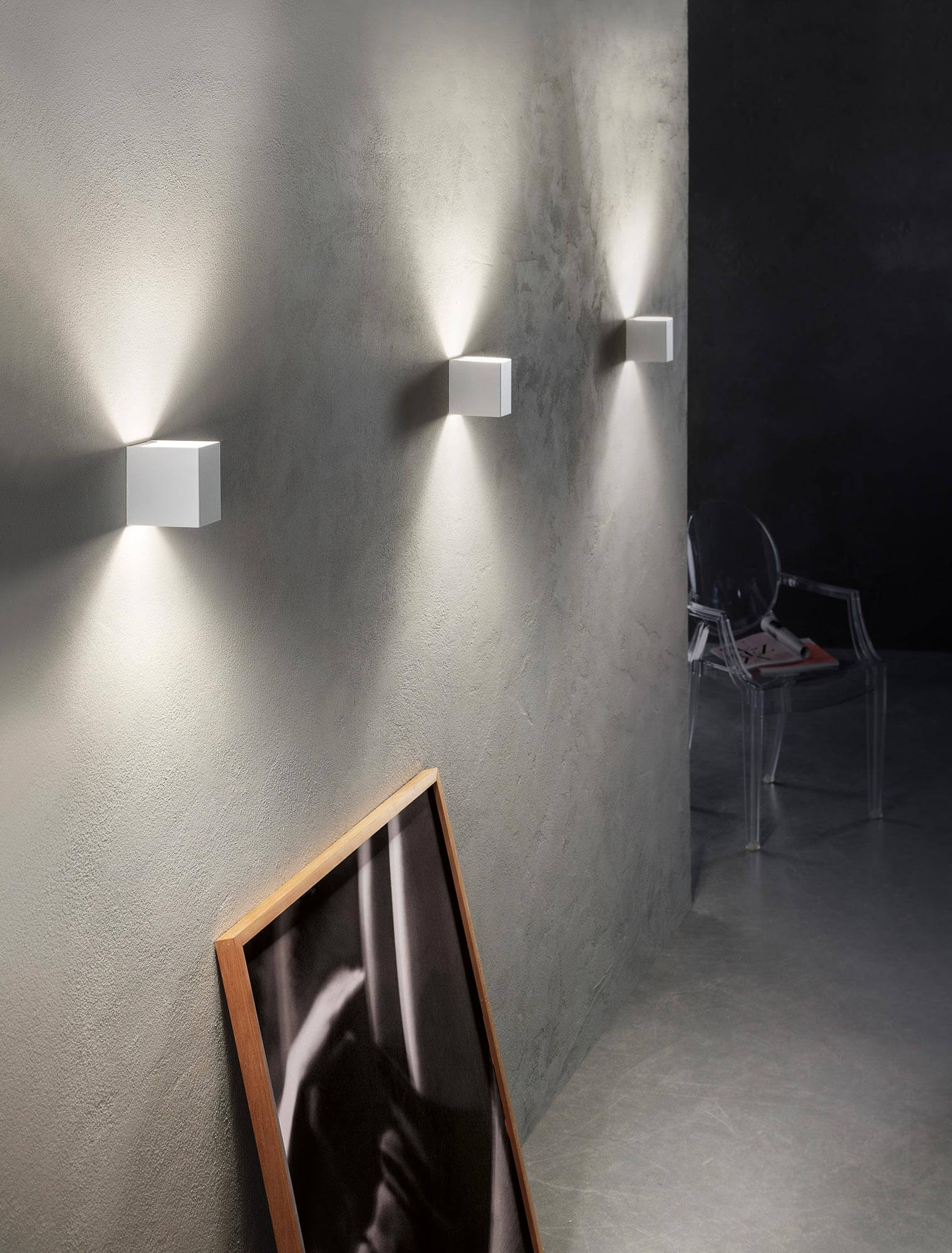 Krachtcel Reusachtig geloof Laser, design by Studio Italia Design, Wall Lamp | Lodes